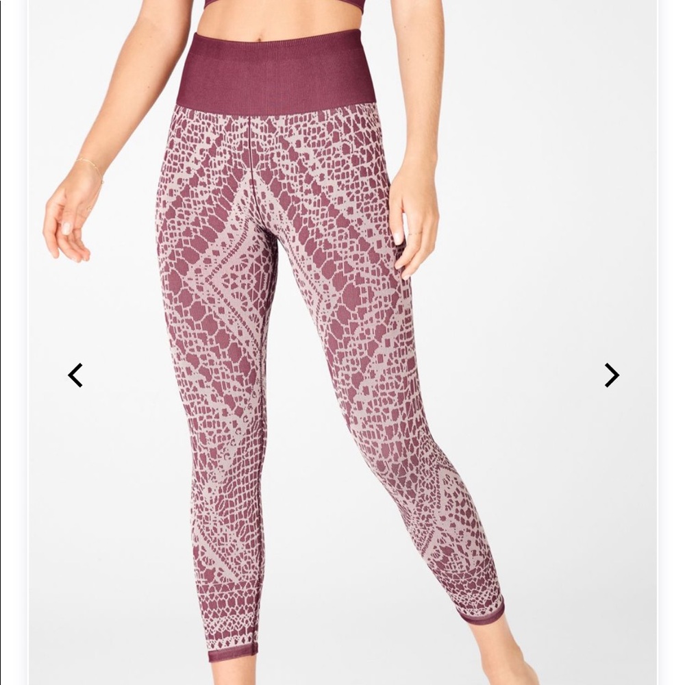 {FABLETICS} High-Waist Capri Legging S! - Picture 2 of 6